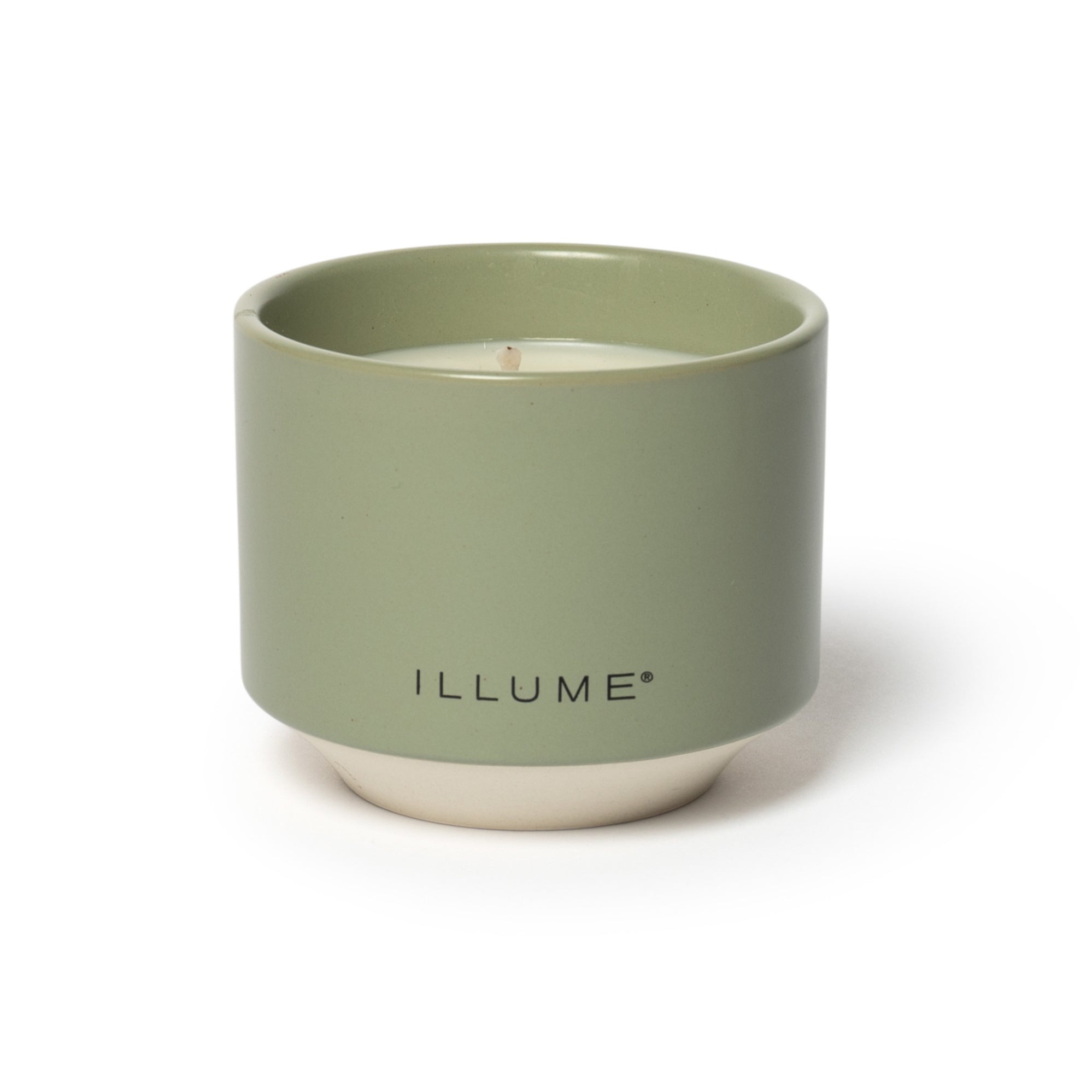 Beautifully Done ILLUME Candle Collection Illume Candles