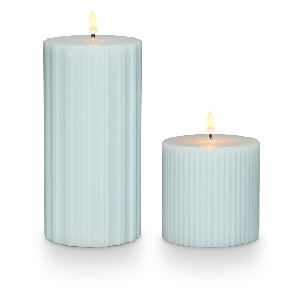 Fresh Sea Salt Small Fragranced Pillar Candle - Illume Candles - 46272341000